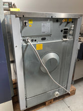 Carica l'immagine nel visualizzatore di Gallery, Lavatrice Electrolux 13 kg
