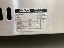 Carica l'immagine nel visualizzatore di Gallery, Cucina a gas 4 fuochi con piastra e forno MBM
