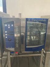 Carica l'immagine nel visualizzatore di Gallery, Forno Electrolux a gas
