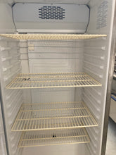 Carica l'immagine nel visualizzatore di Gallery, Frigorifero Angelo Po
