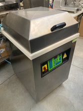 Carica l'immagine nel visualizzatore di Gallery, Sottovuoto a campana VacuumPump
