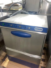 Carica l&#39;immagine nel visualizzatore di Gallery, Lavastoviglie professionale, cestello 50x50- Omniwash
