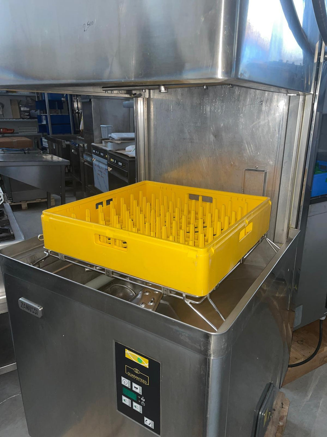 LAVASTOVIGLIE A CAPOTTINA - ELECTROLUX