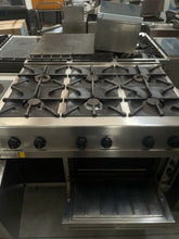 Carica l&#39;immagine nel visualizzatore di Gallery, CUCINA 6 FUOCHI PROFESSIONALE - ELECTROLUX
